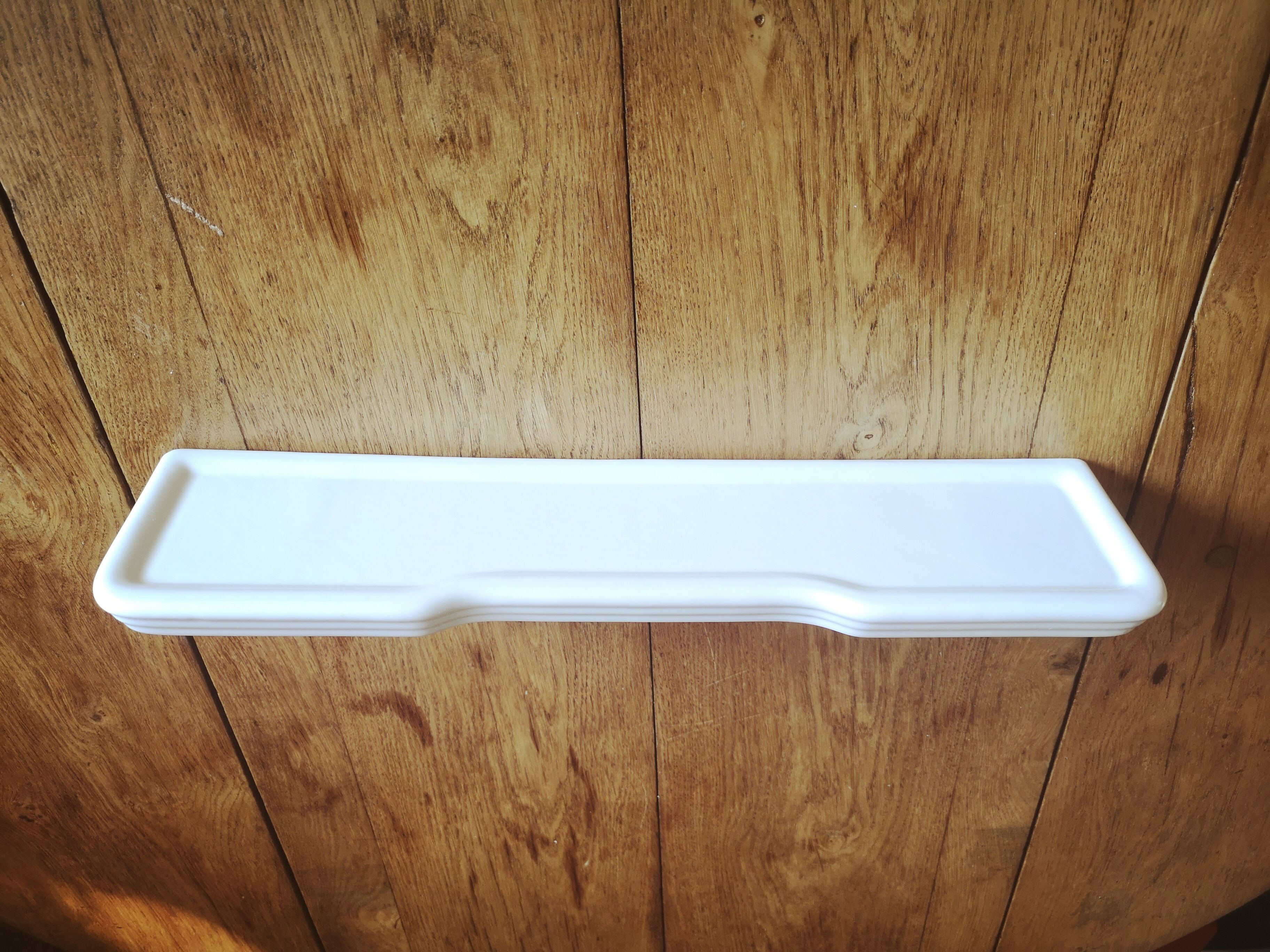 Tablet, white porcelain wall shelf
