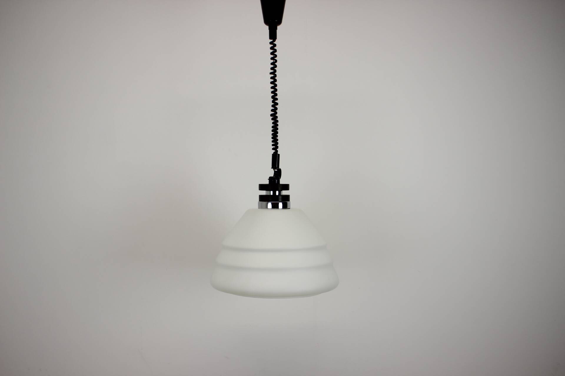 Mid-Century Pendant Extendable, 1919600s, Czechoslovakia
