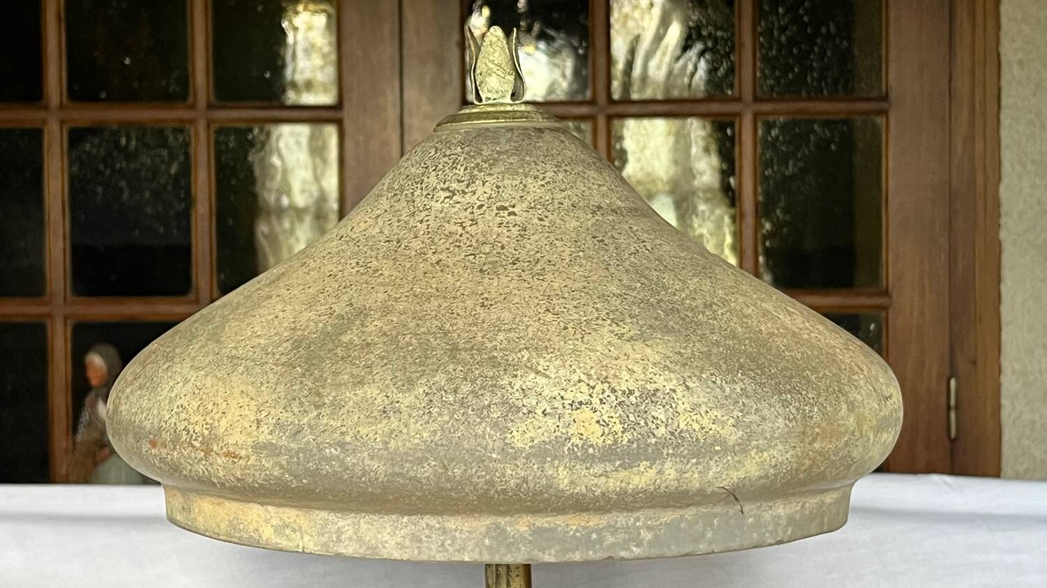 Vintage metal/glass mushroom table lamp