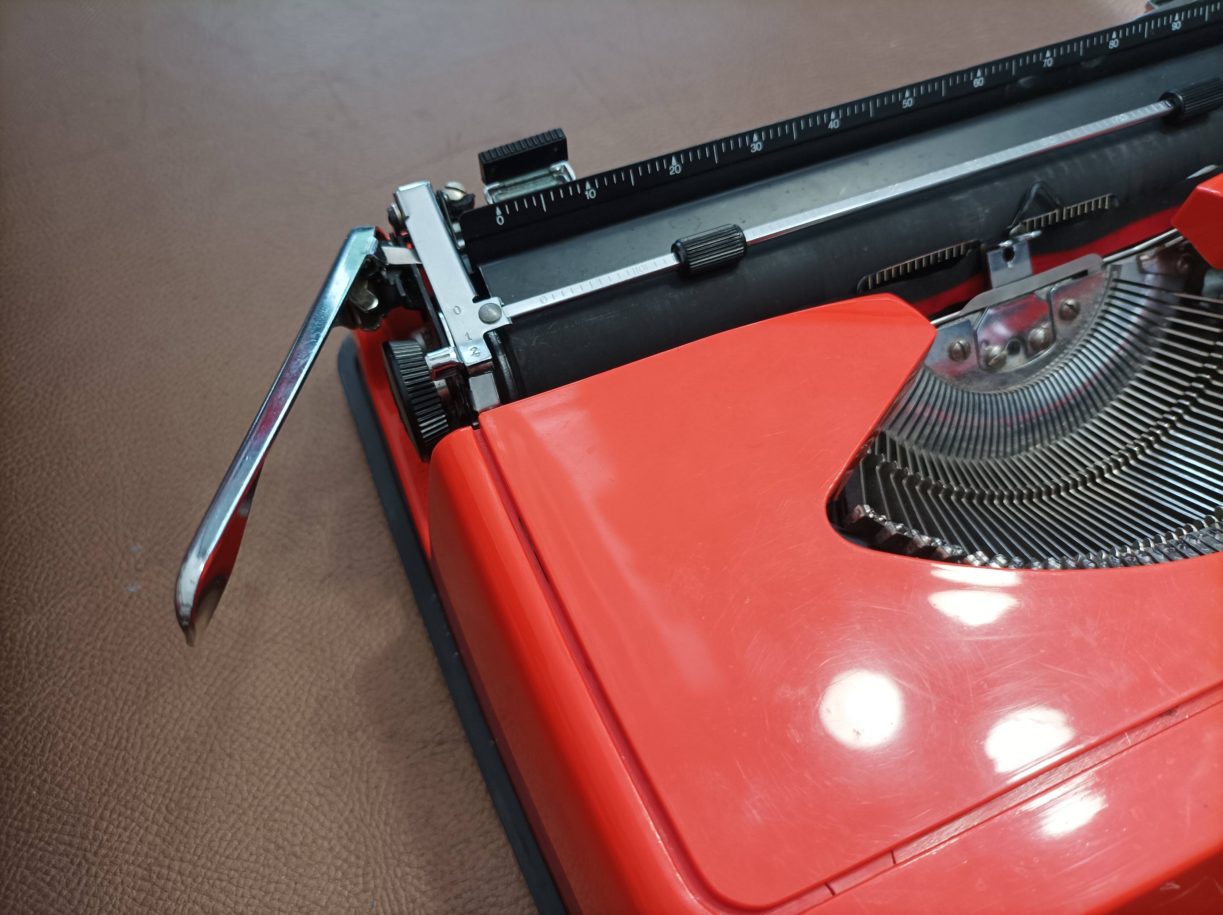 Underwood 130 orange typewriter