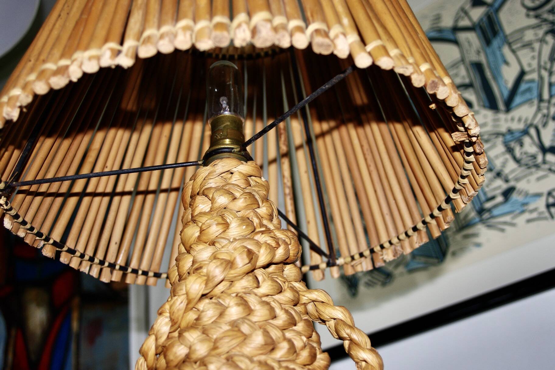 Vintage lamp in braided reed and bamboo