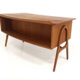 Scandinavian teak desk, Svend Aage Madsen, Sigurd Hanse, Sweden, 1950