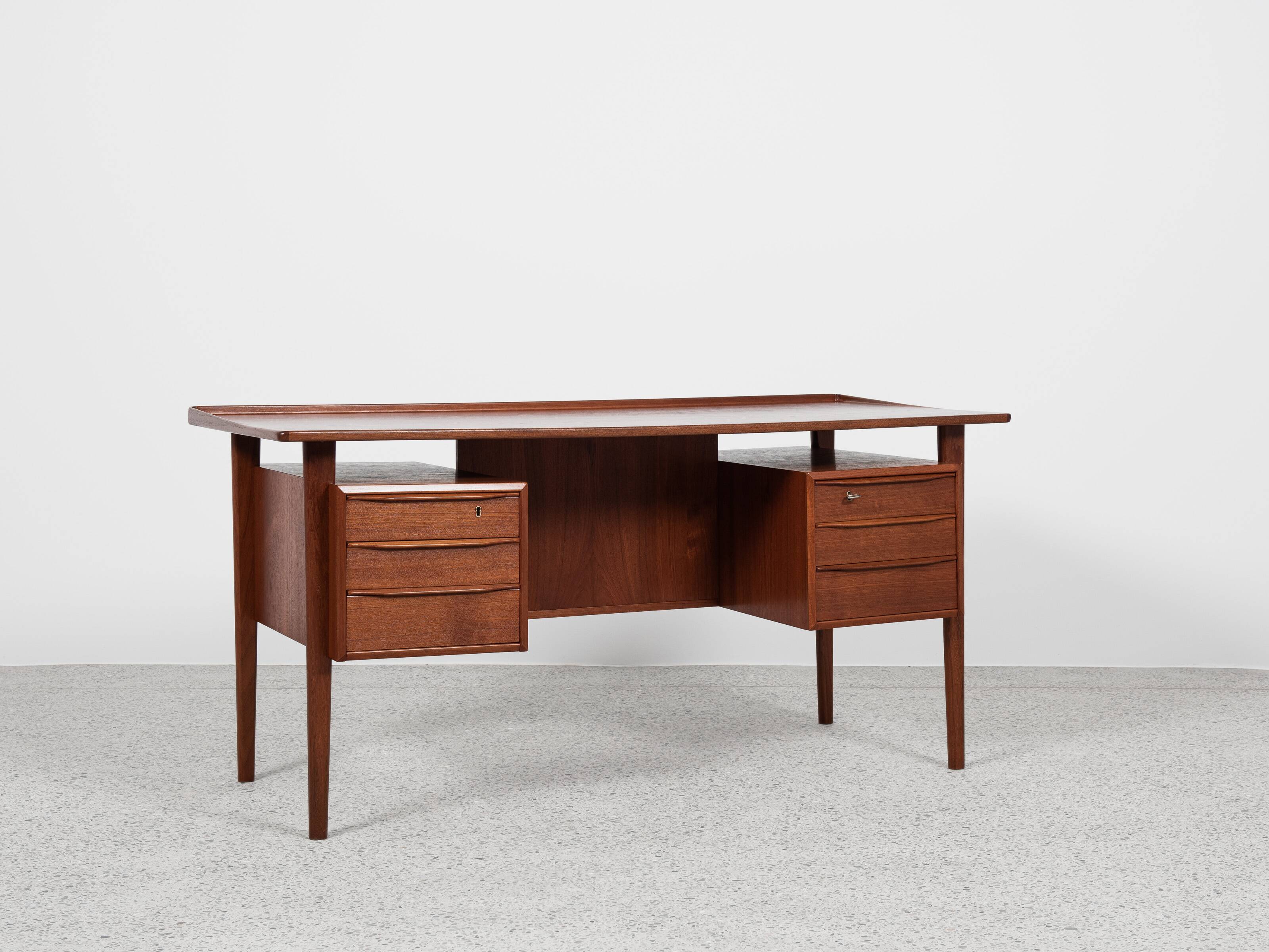 Midcentury Danish desk in teak by Peter Løvig Nielsen - 1968