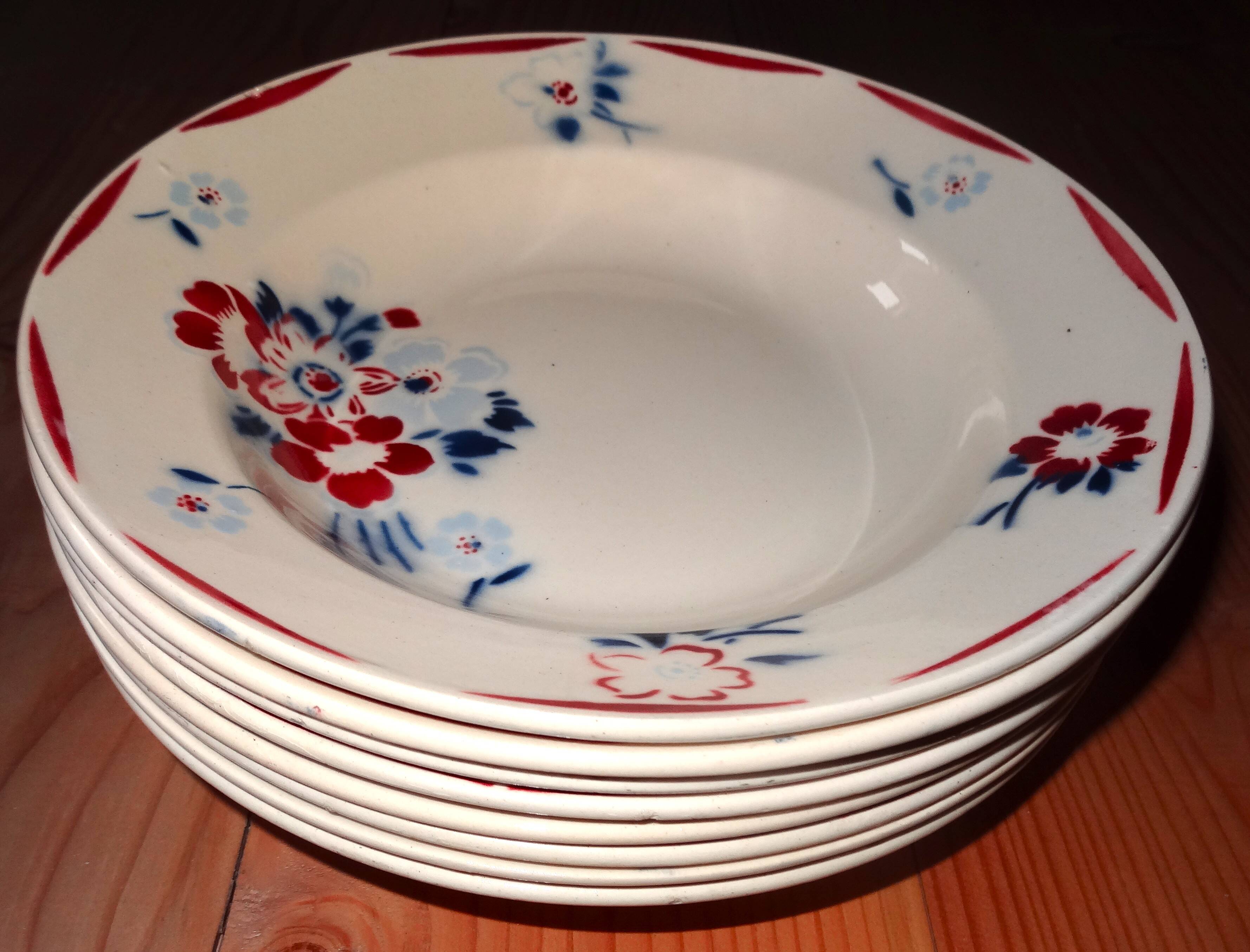 Set of 8 deep plates K and G Lunéville model "Evreux"