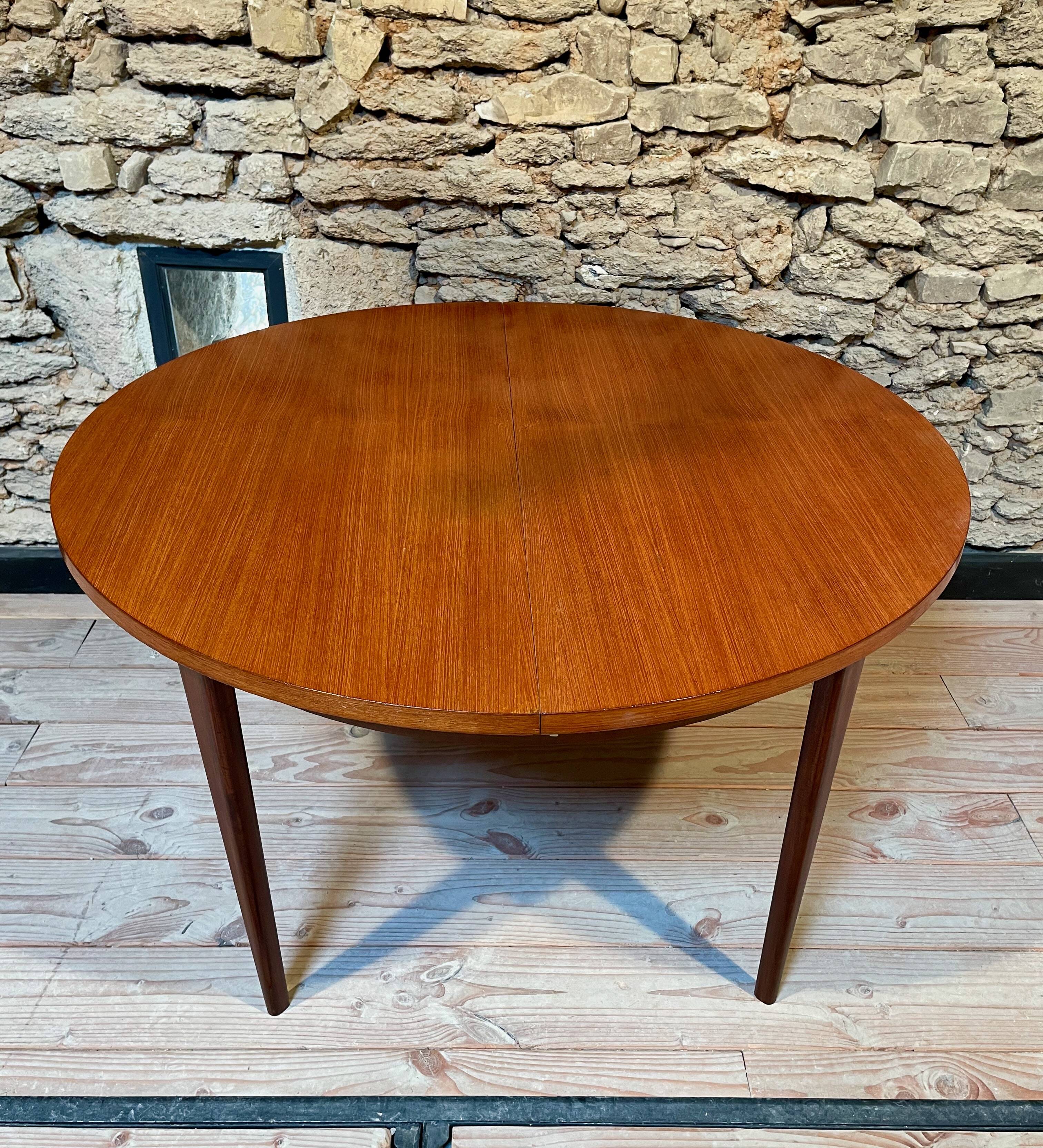 Teak table, vintage Scandinavian style from the 1960s, with hidden extension