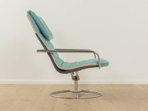 1980s Swivel chair
