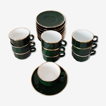 Lot de 10 tasses et sous-tasses Nescafé par Yves Deshoullières