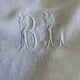 Nappe damassée, double monogramme