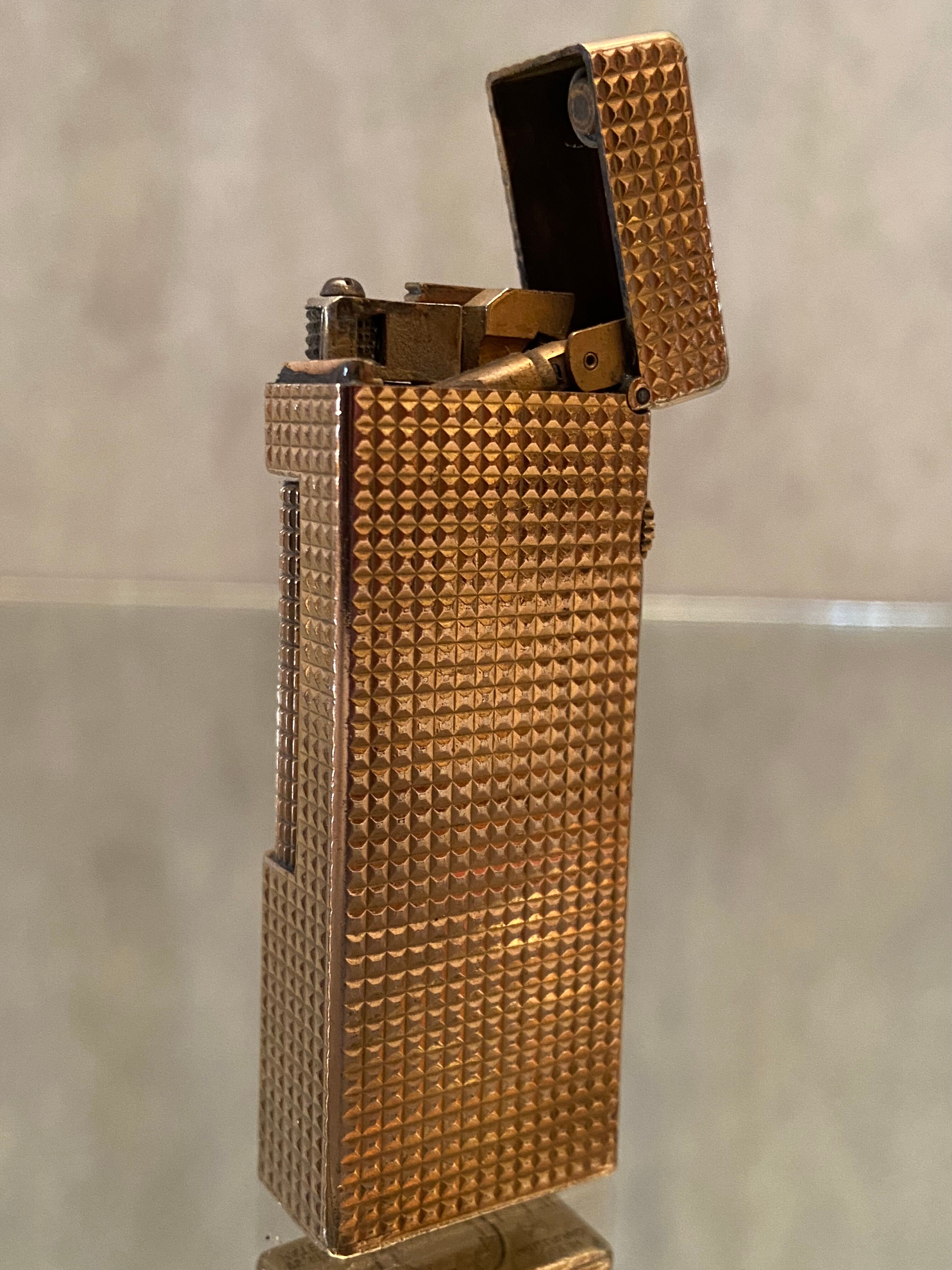 Lighter signed Dunhill