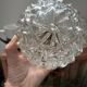 Paire d’appliques globes vintage en verre ciselé