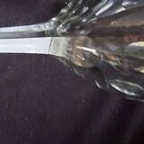 6 grands verres en demi  cristal taillé.