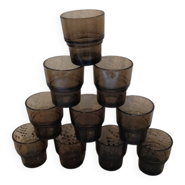 10 verres à eau vintages