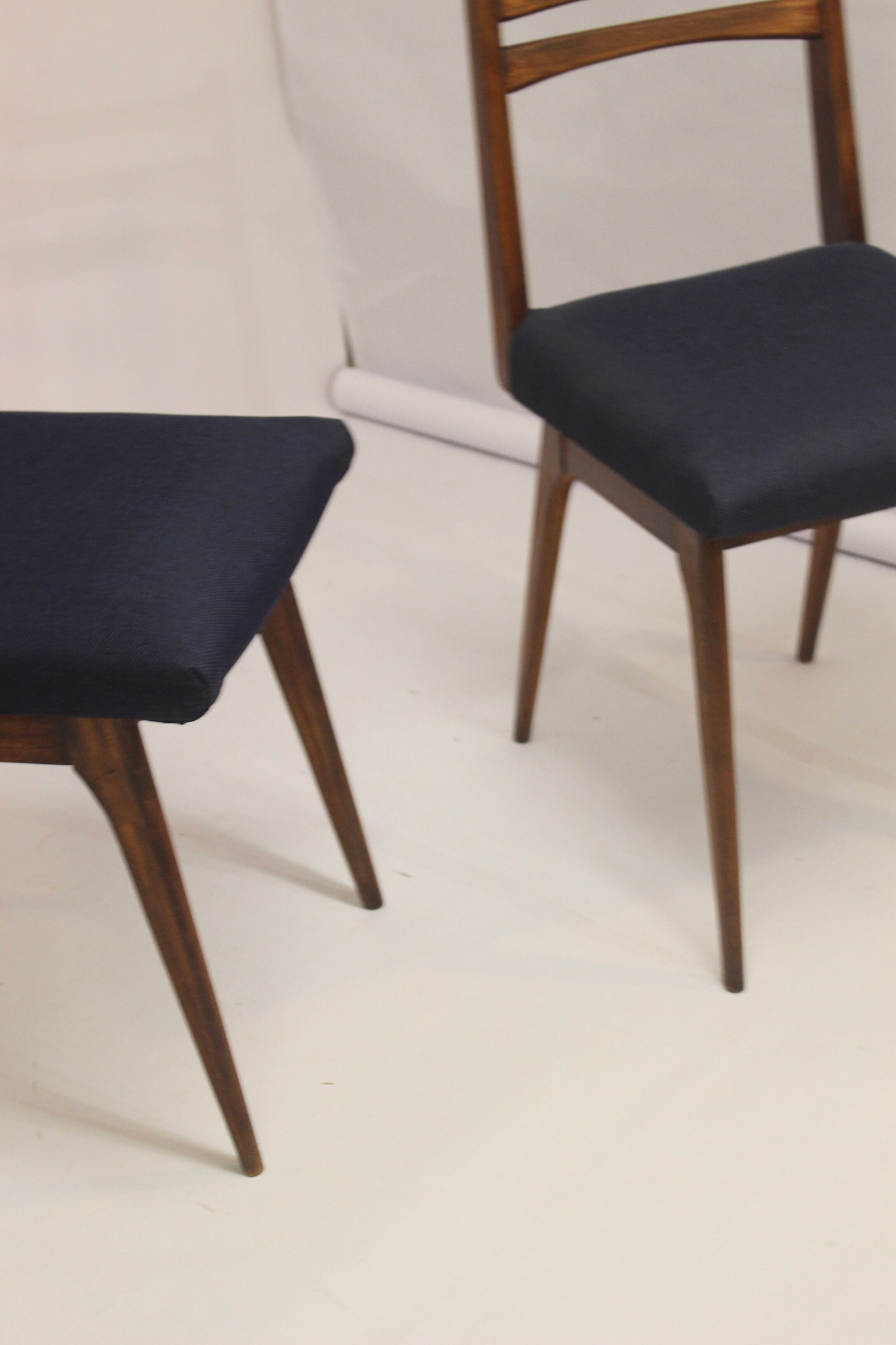 Pair of Scandinavian chairs seated night blue fabric restored, year 60.