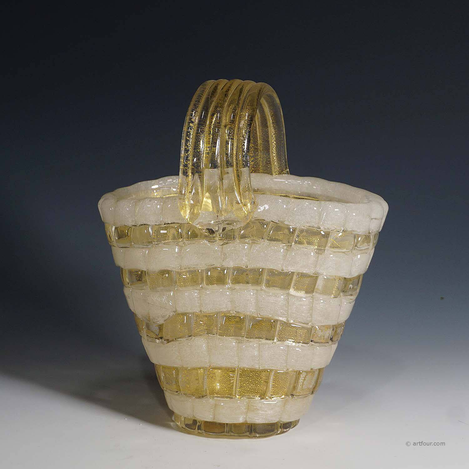 Glass basket attributed to Ercole Barovier for Barovier & Toso around the 1940s.