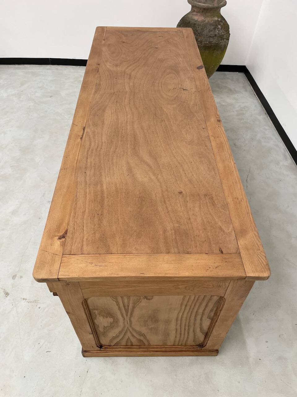 2m central island pine counter