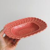 Plat ancien en céramique , coloris corail