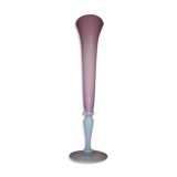 Vase en opaline rose