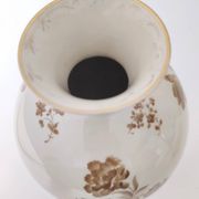 Vase en céramique ivoire et détails floraux marron par Rosenthal, Italie
