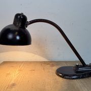 Lampe de table industrielle Bauhaus noire, années 1930