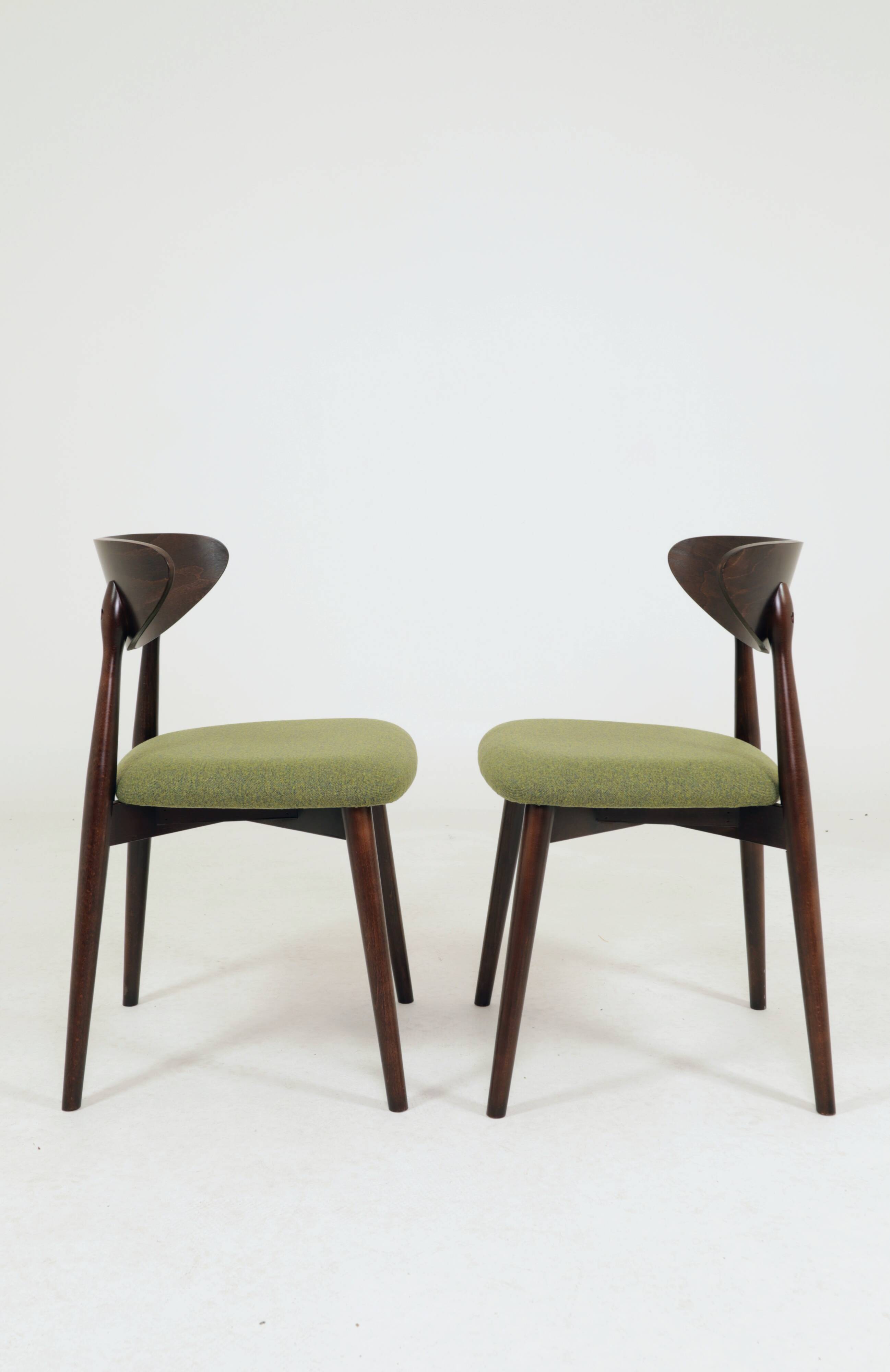 Modern Set of 2 Dining Chairs, Avocado Green Bouclè and Dark Wood