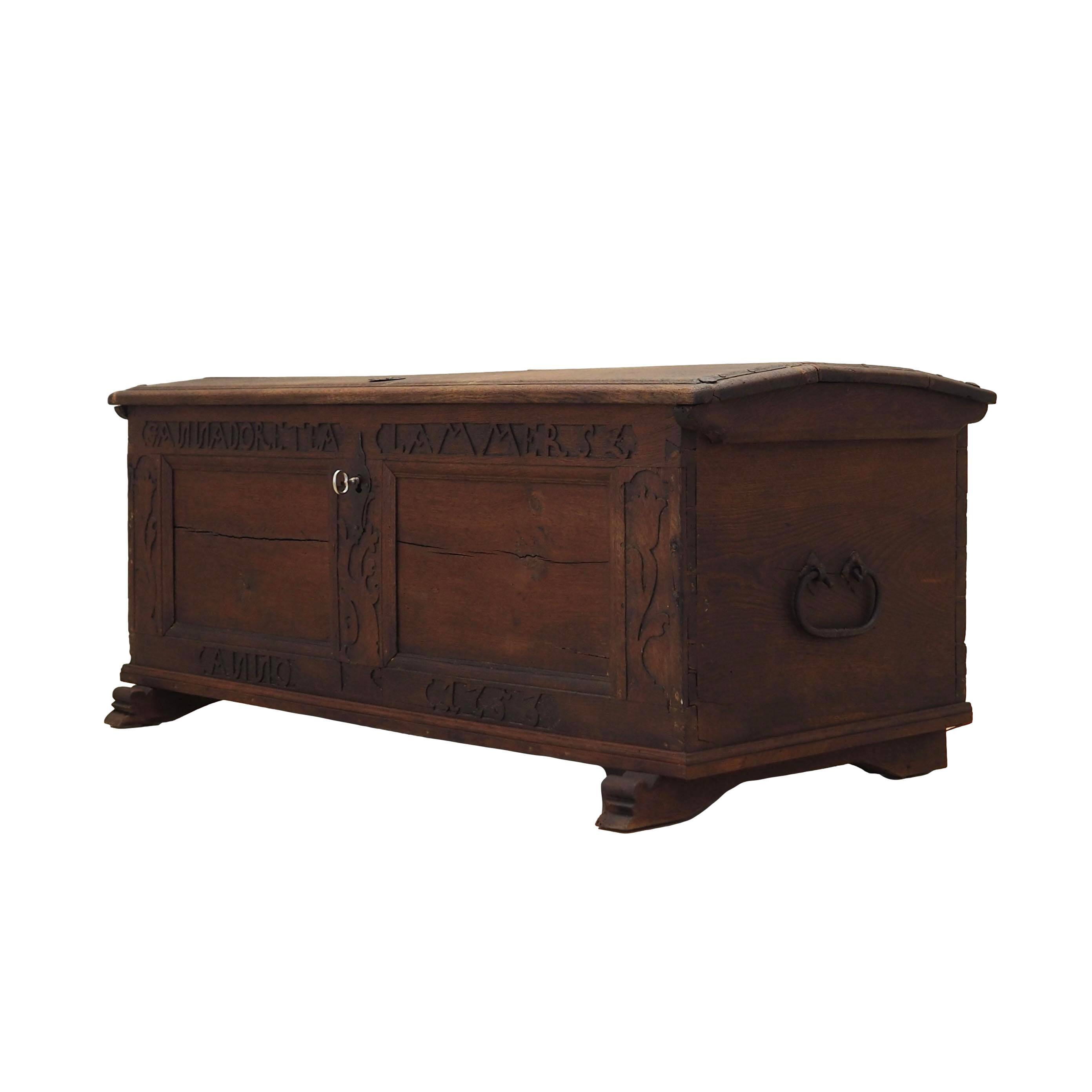 Oak chest, Scandinavian design, 18th century