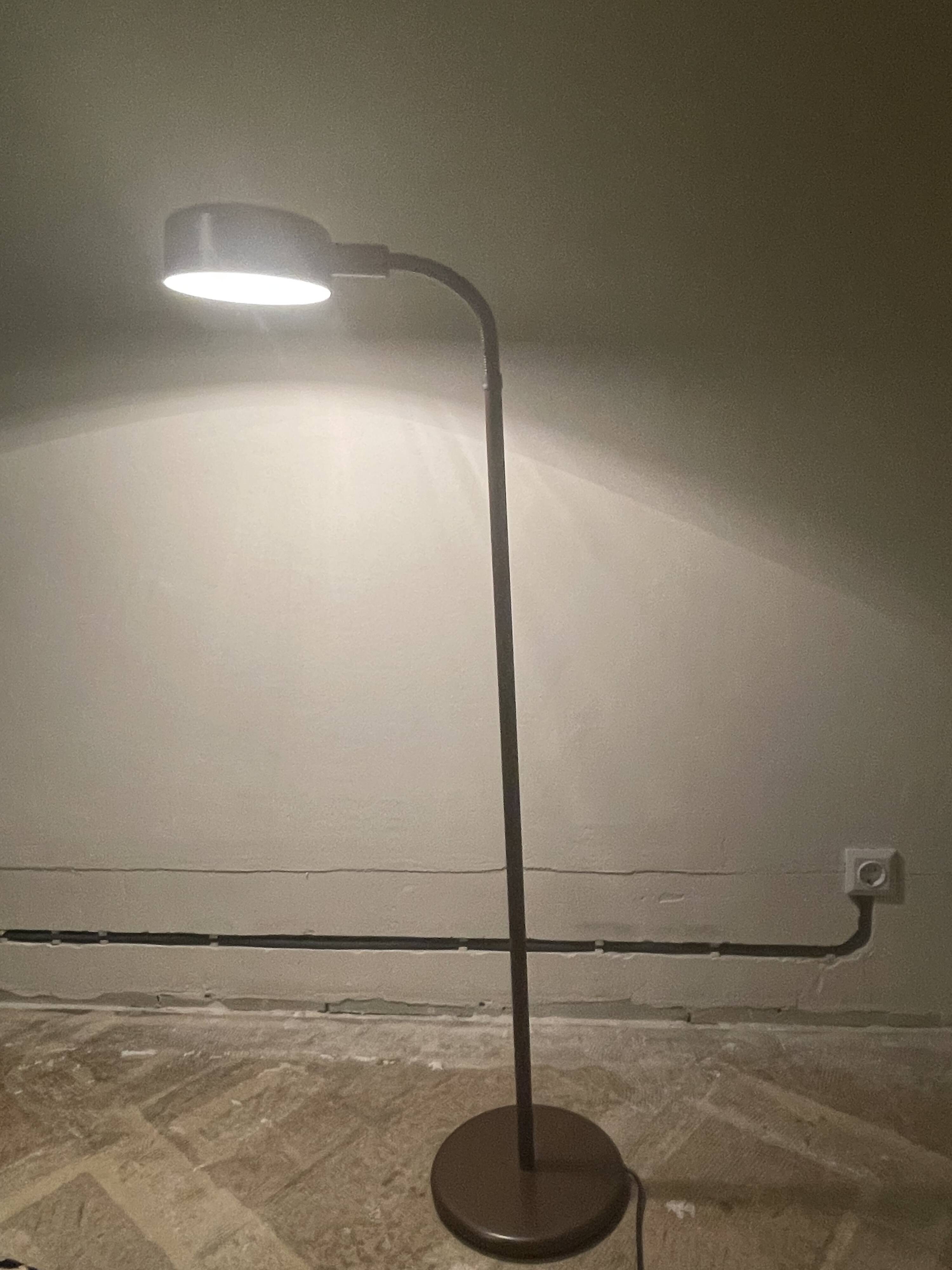 Brown standing light by Hala Zeist