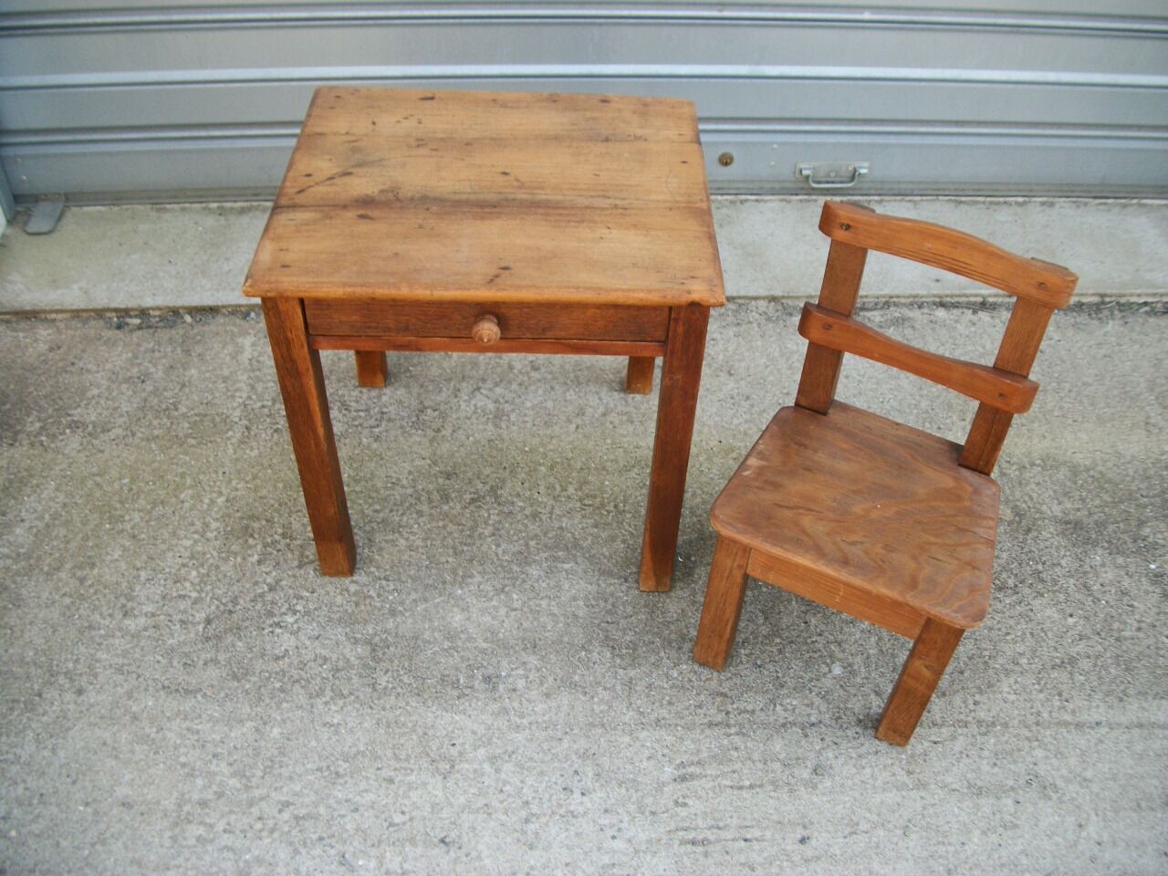 Children's desk and chair