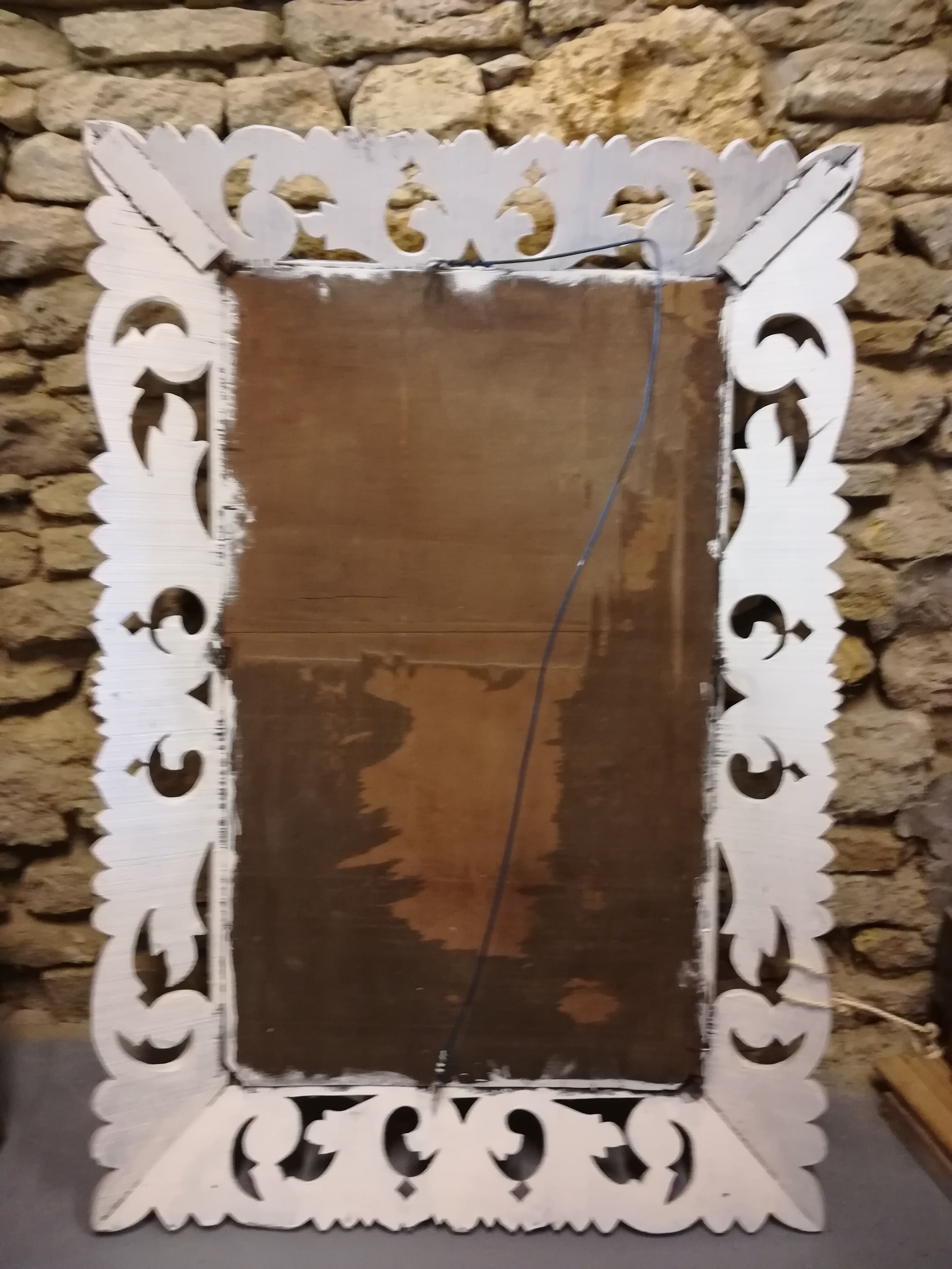 Beveled mirror frame in painted wood 66x95cm