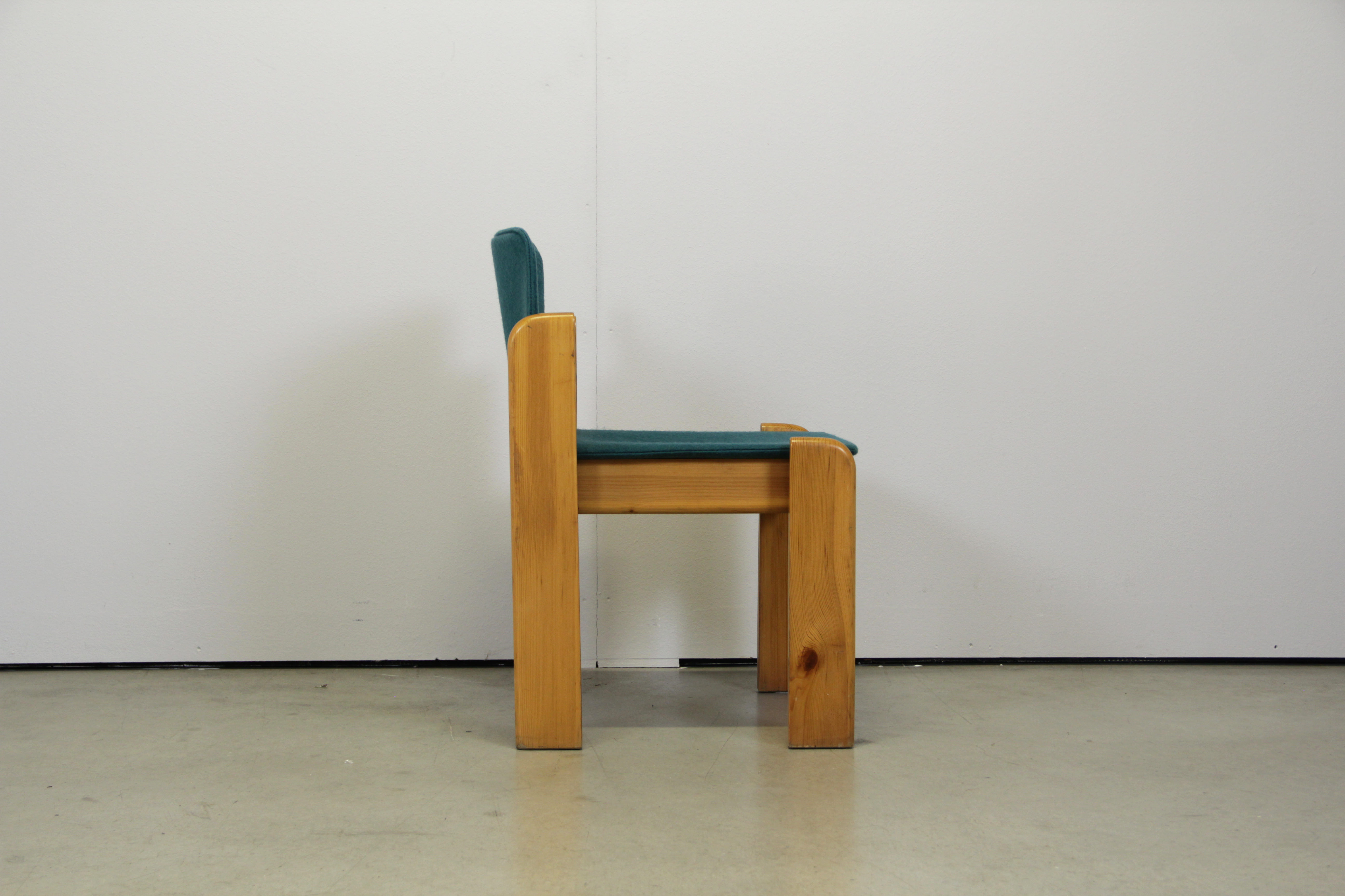 Side chair in pine and felt, Italy 1970s