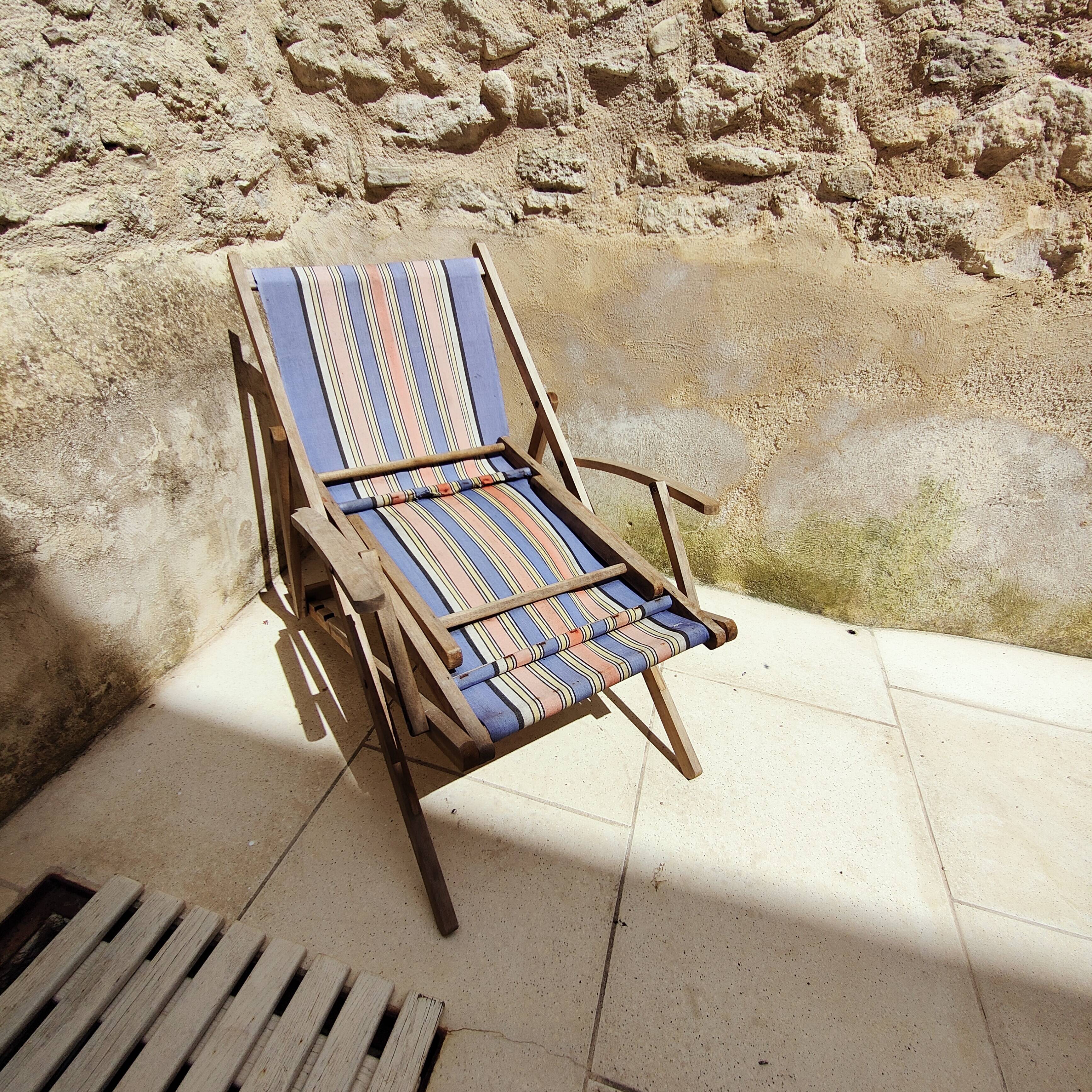 Chilean lounge chair