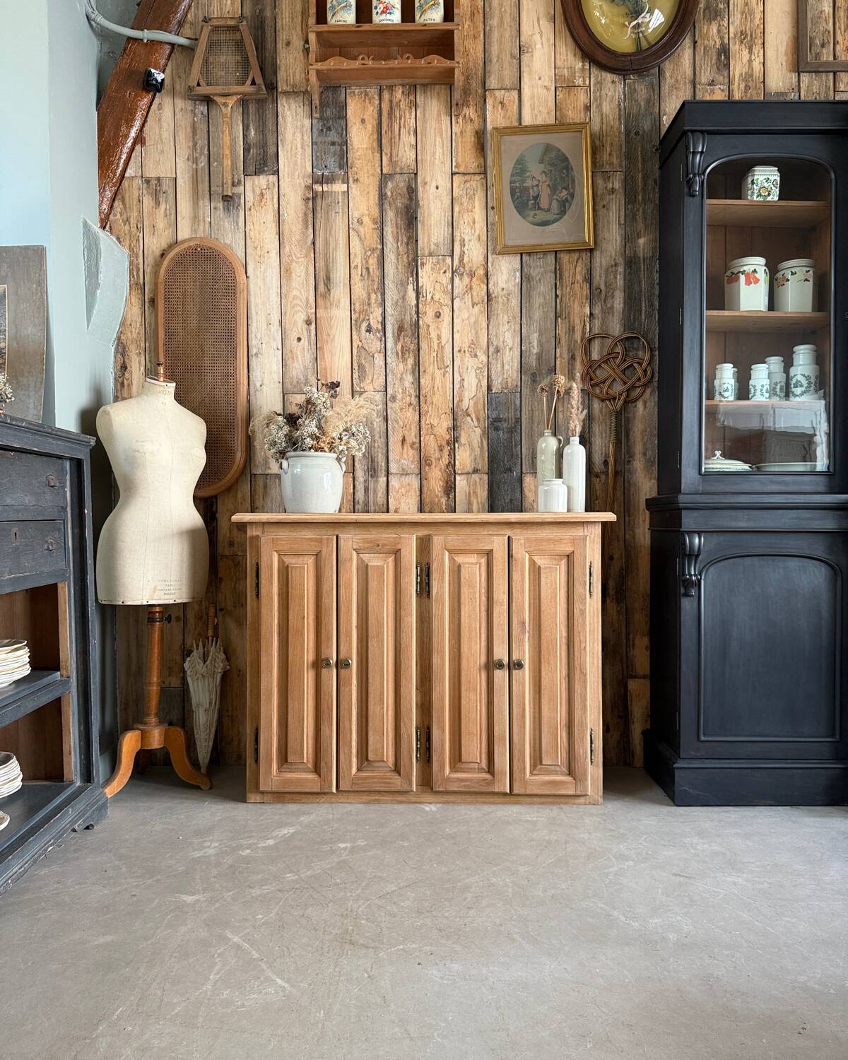 Large vintage oak sideboard (renovated)