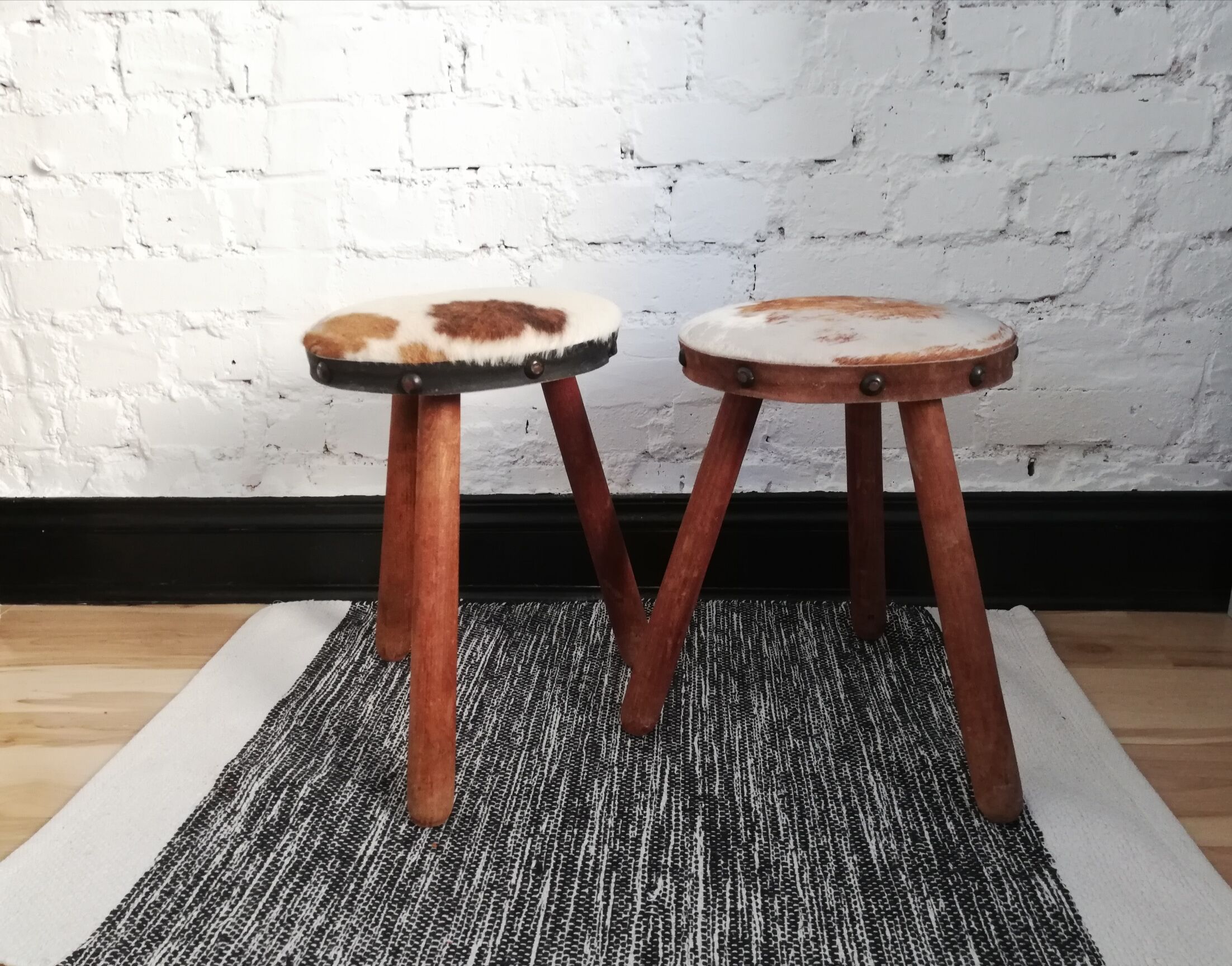 Tripod stool vacher