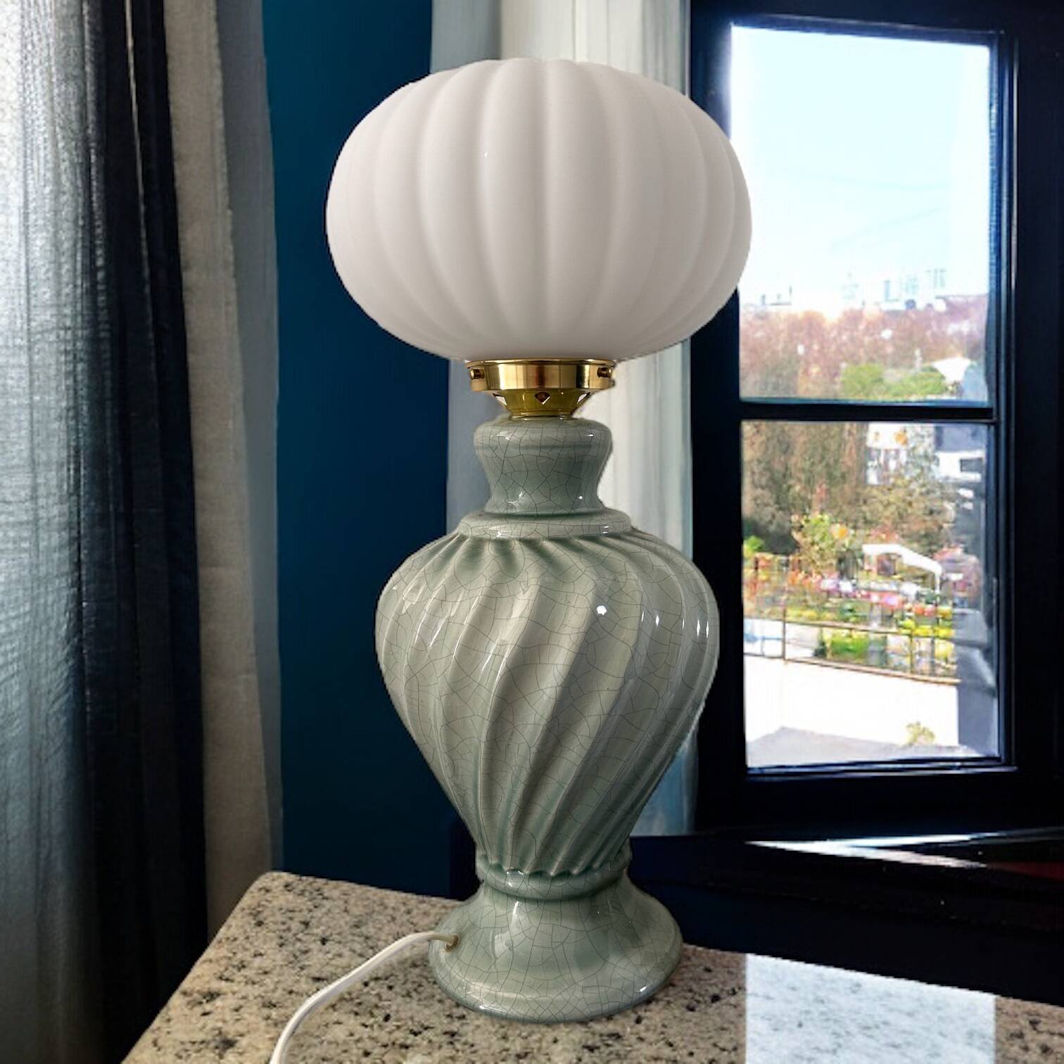 Vintage ceramic table lamp