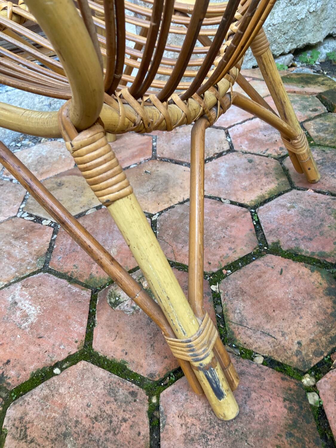 Vintage rattan lounge