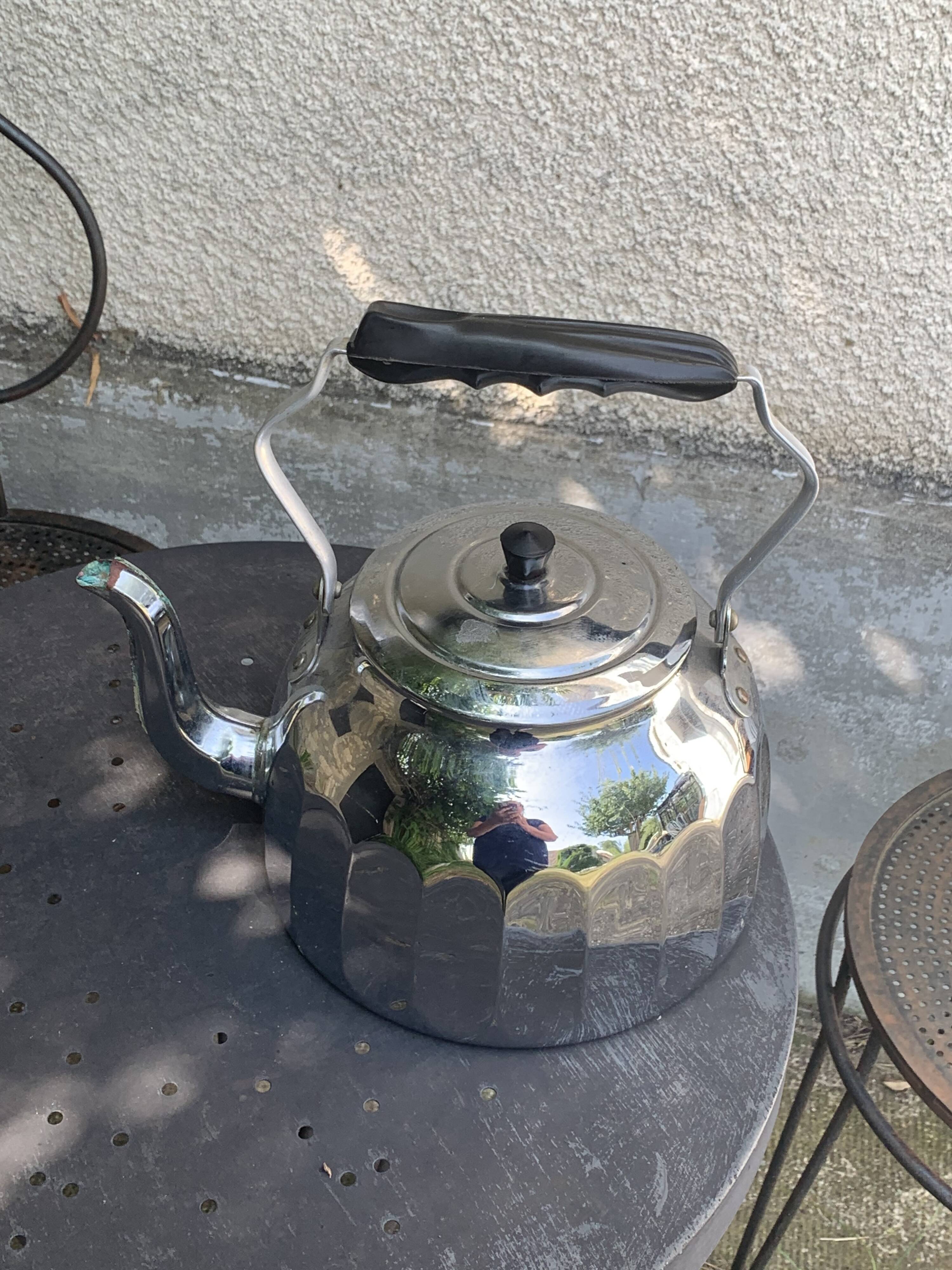 Large kettle, in chrome copper, menesa, vintage and collector's black bakelite handle