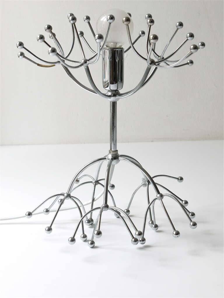 Deux lampes d'appoint ou de table Sputnik en chrome de Gaetano Sciolari, Italie milieu du siècle, années 1960