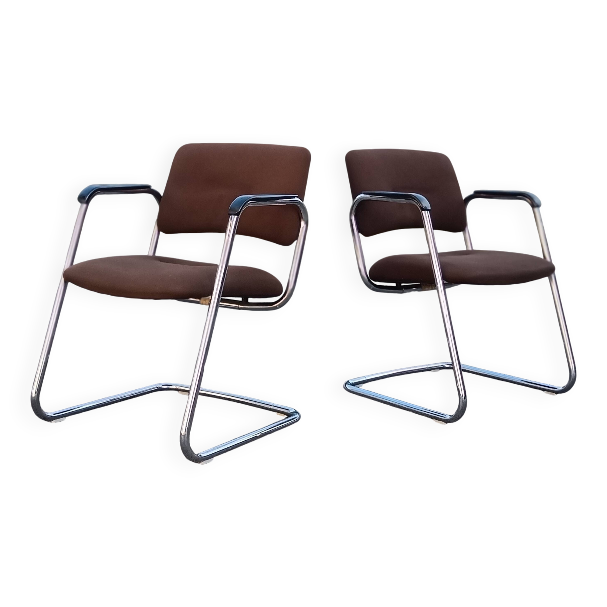 Paire de fauteuils cantilever Strafor 1970