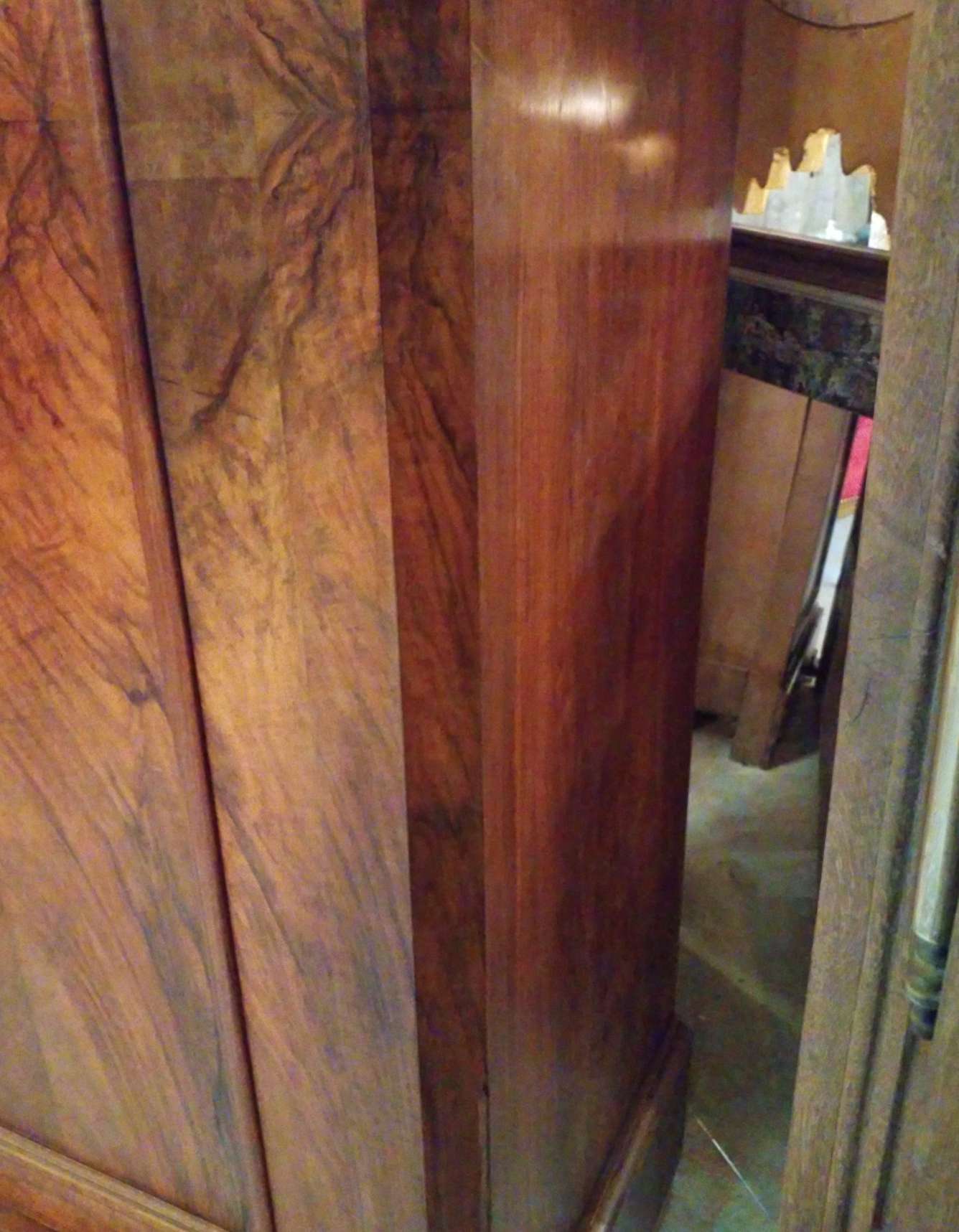 Louis Philippe wardrobe