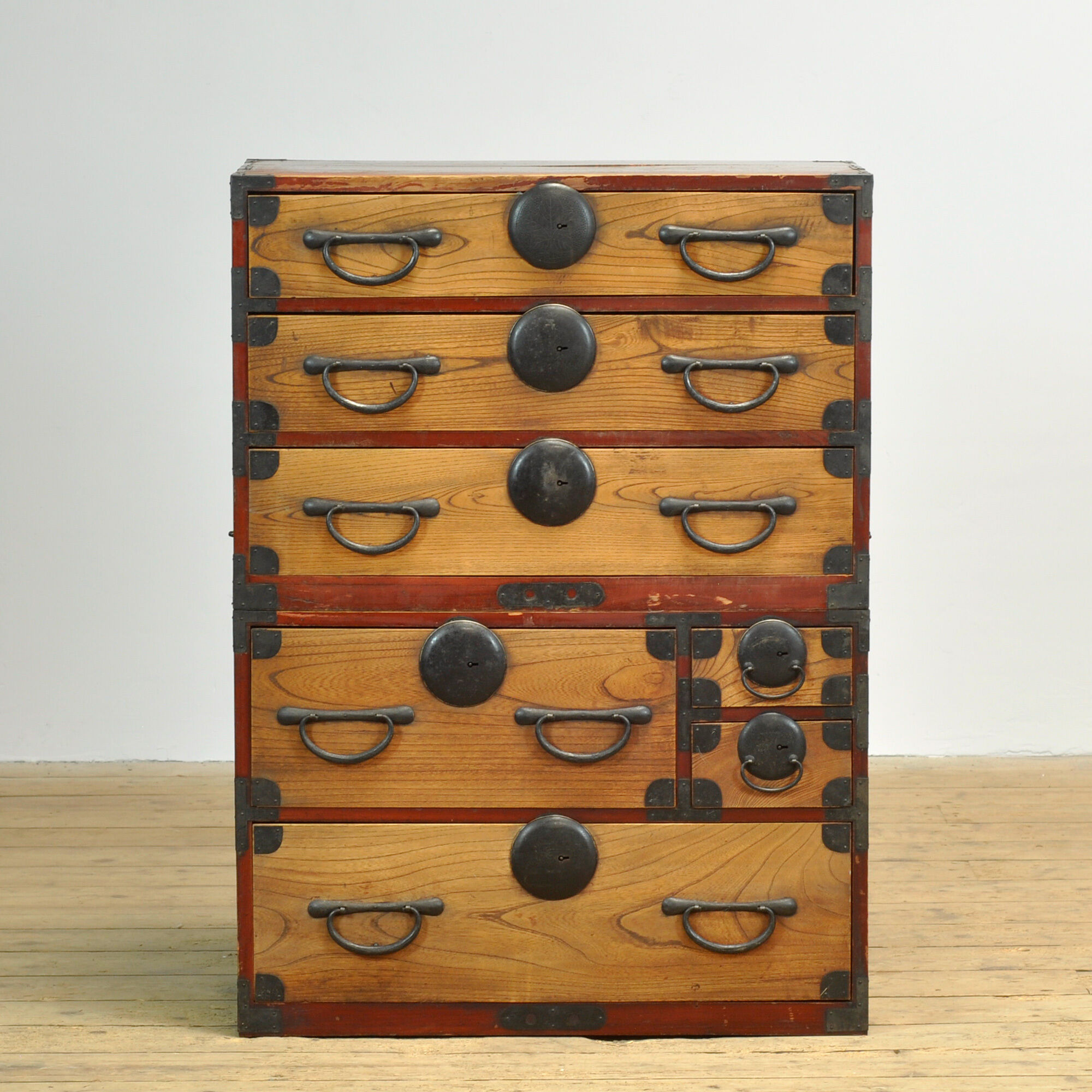 Japanese Tansu chest of drawers, circa 1870