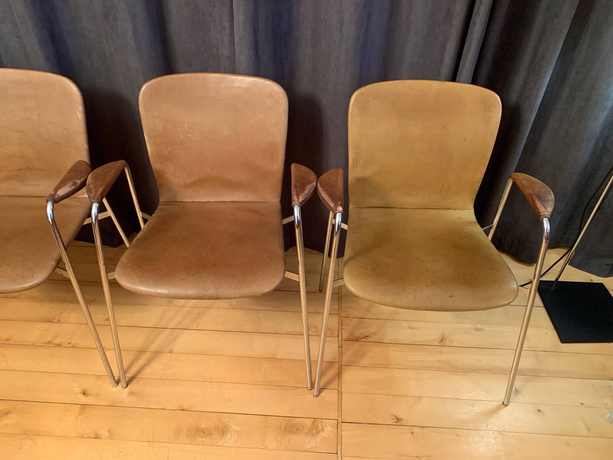 Ensemble de quatre chaises, Italie, années 1960