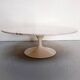 Table basse tulipe par Eero Saarinen pour Knoll International