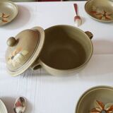 Lot 6 soup plates with soup tureens / Revernay art workshops service