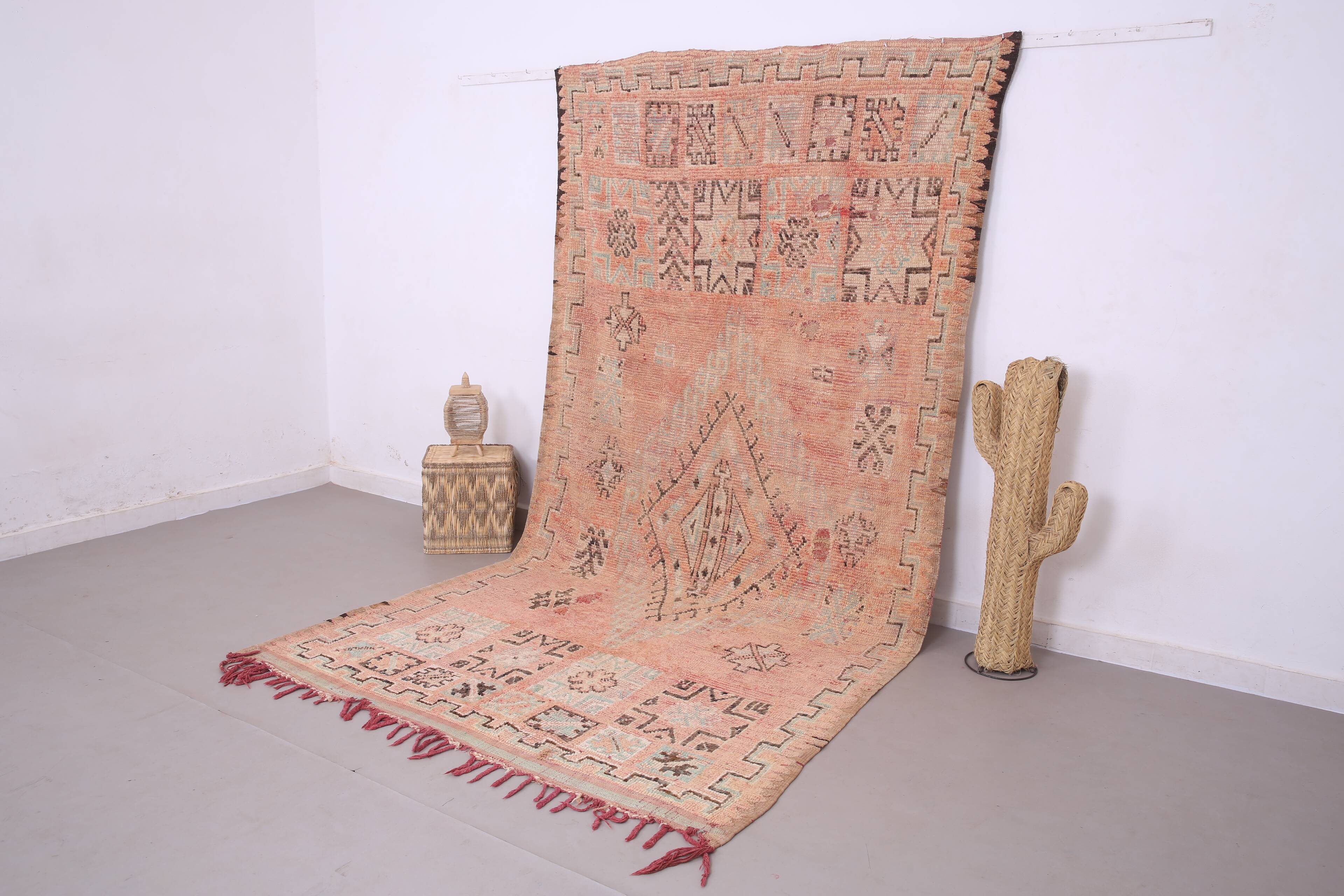 Pink Vintage Moroccan Rug 180 x 344 cm - Berber Wool Rug - Handmade Rug