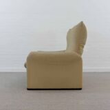 Set (2) Cassina Maralunga Sofas in beige Bouchlé-Fabrics by Vico Magistrett