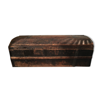 Black travel chest