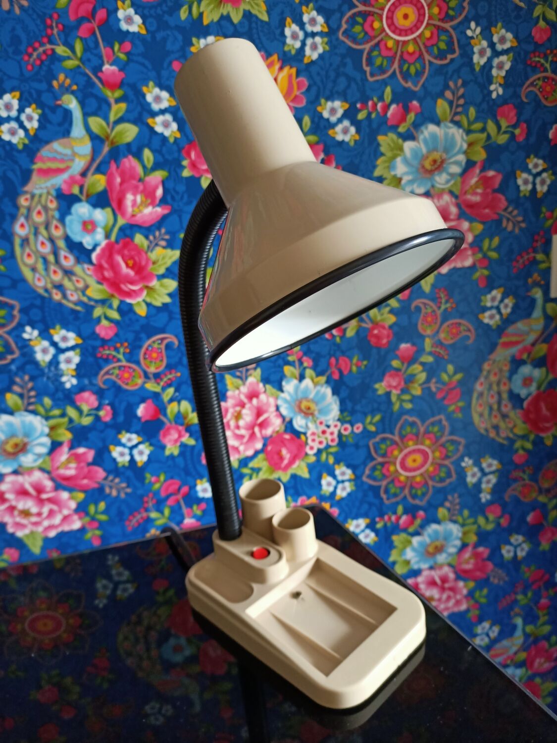 Vintage desk lamp