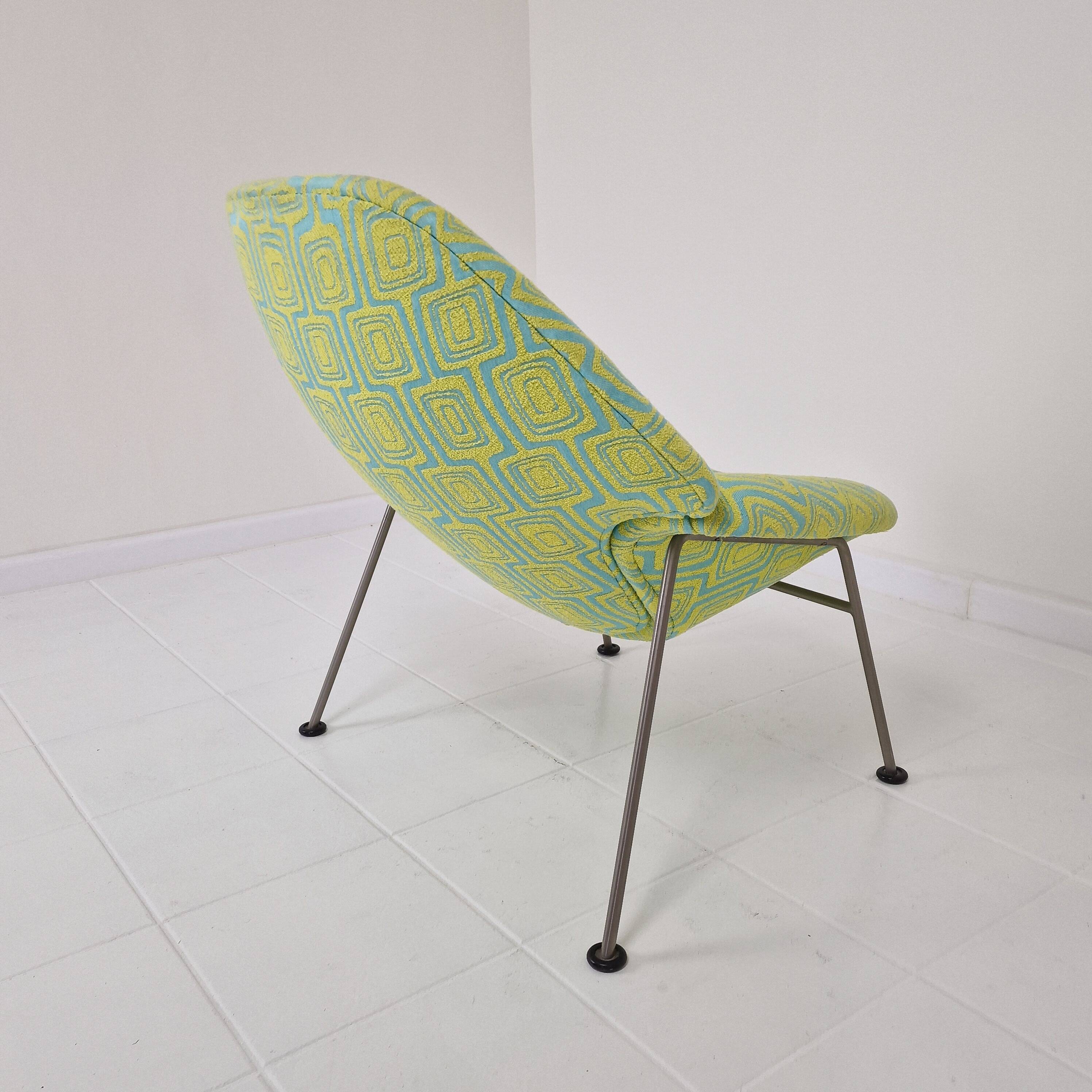 Mid-Century F555 Chair by Pierre Paulin for Artifort, 1980's