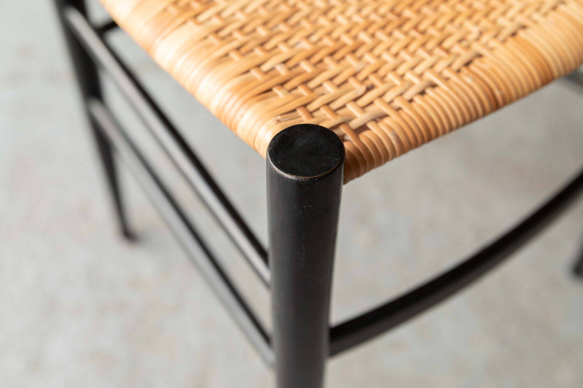Set of 8 dining chairs ‘Baletta’ by Enrico Delmonte
