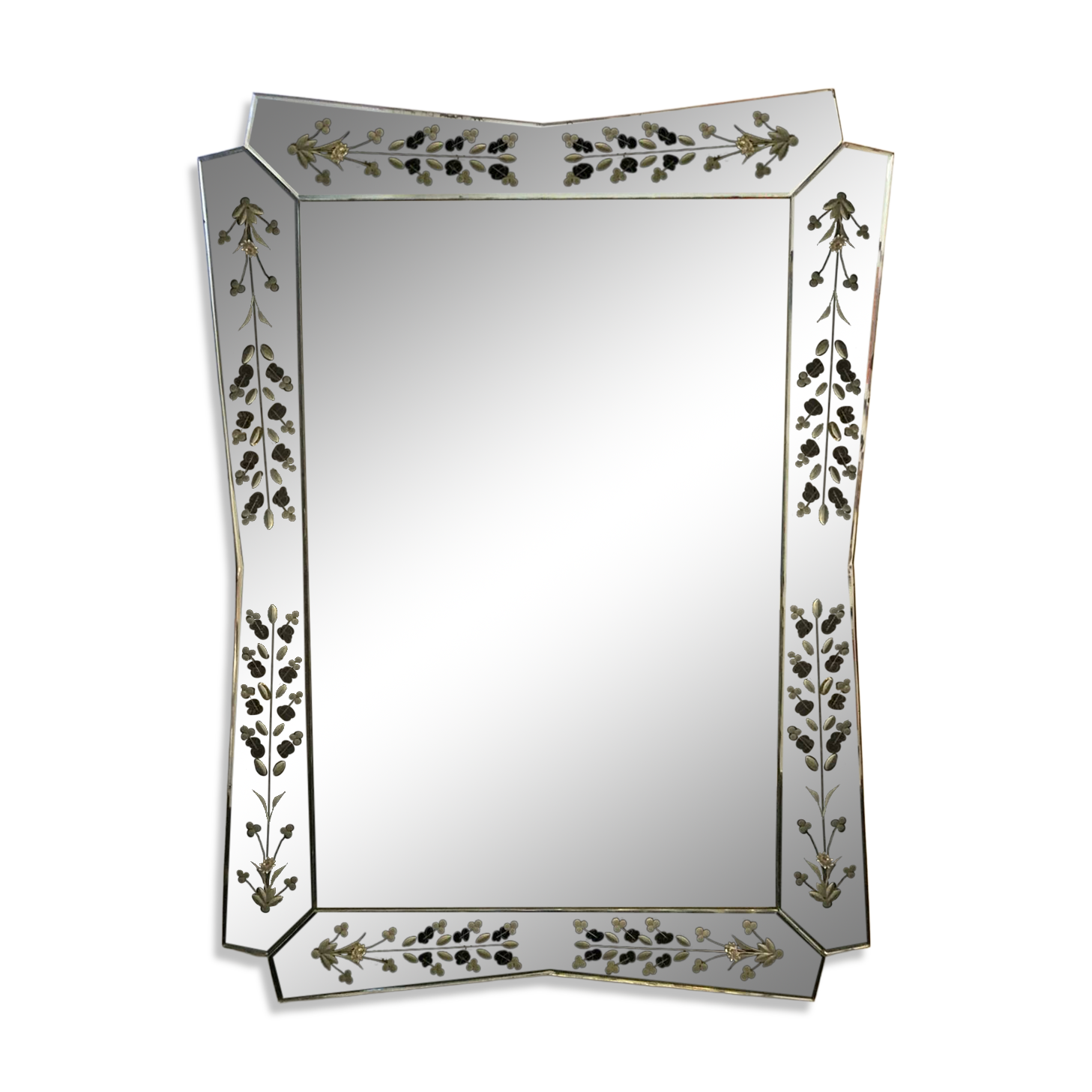 Grand miroir de type vénitien, années 50