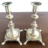 Paire de bougeoirs en laiton